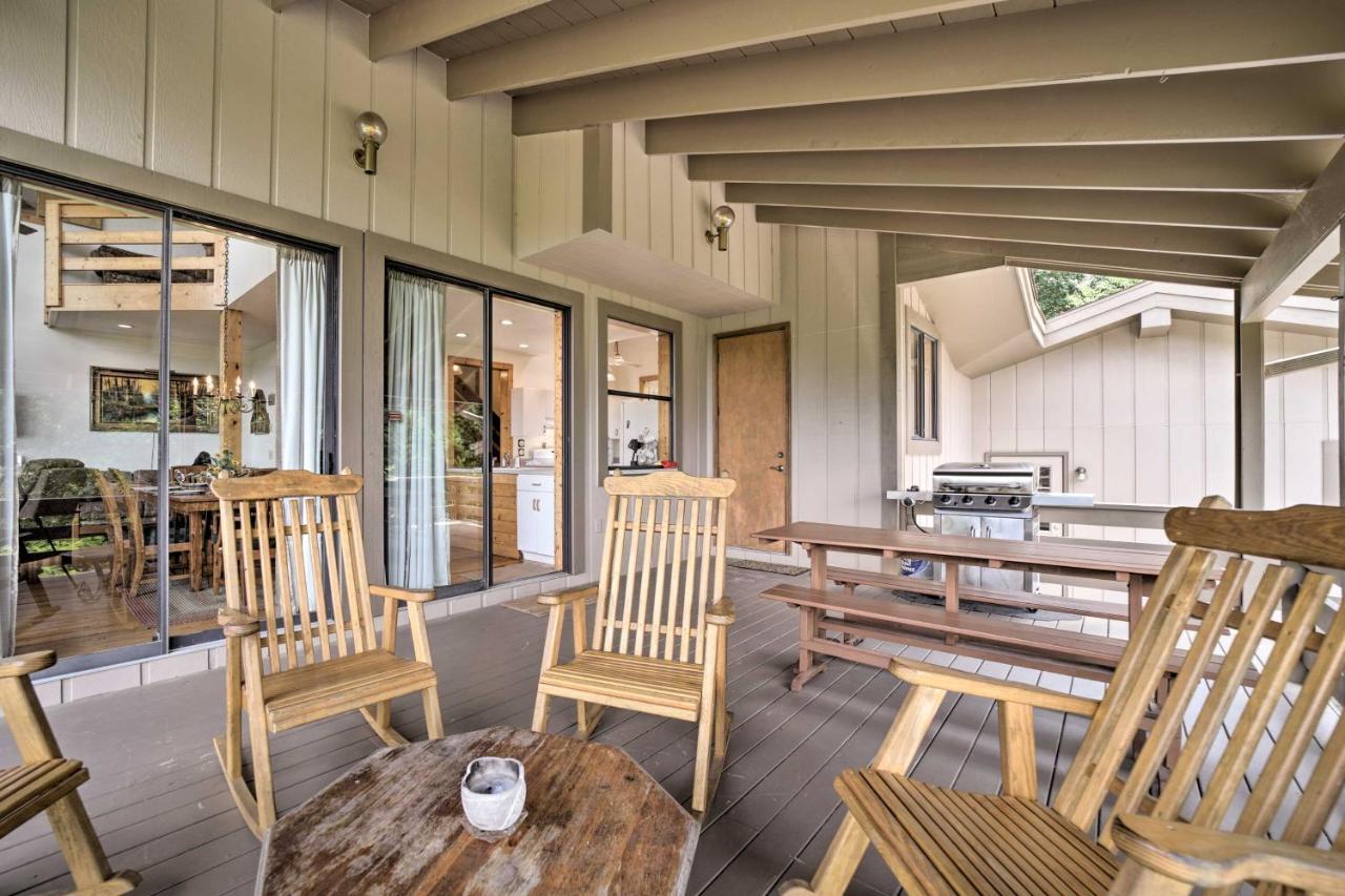 Vibrant Bryson City Home With Mtn Views And Deck! Exterior foto